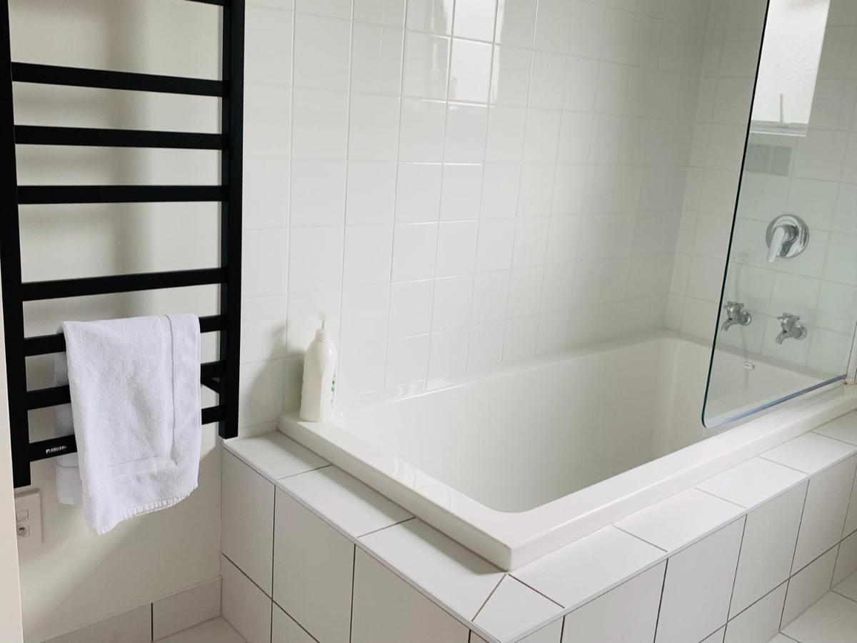Uptown City Haven - Christchurch Townhouse Екстериор снимка
